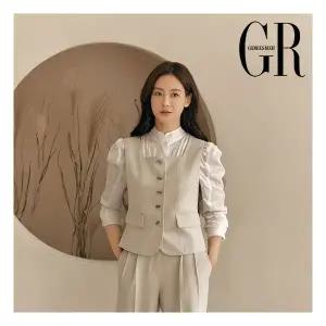 조르쥬 레쉬 울 블렌디드 스퀘어넥 베스트