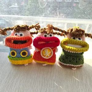 뜨개 키링 차 에어팟 버즈 이어폰 케이스 파우치 못난이 인형 열쇠고리 백참 백꾸