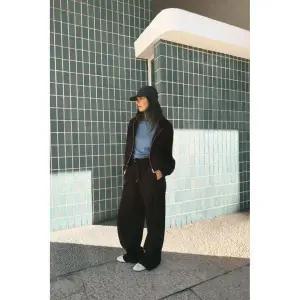 자라 ZARA 여성 엘라스틱 웨이스트 와이드 팬츠 - 다크 브라운327592