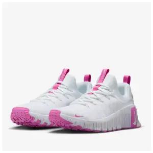 국내매장판 FREE METCON 6 여성 트레이닝화 FJ7126-109