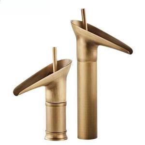 욕실용 핫셀링 싱글 핸들 황동 온수/냉수 폭포수 수전 세면대 하이브리드