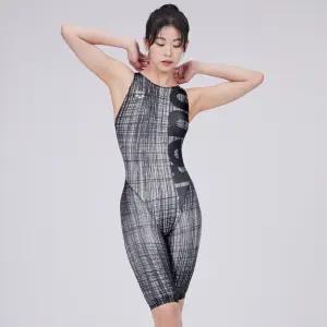 아레나 제로 선수 4부 반신 레이서백 A4SL1CE06-BLK