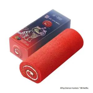 [파리바게뜨] 케이팝 데몬 헌터스 콜라보, 문경 오미자 롤케익