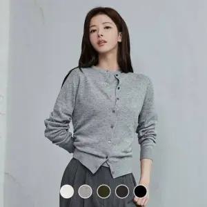 백화점 지오다노 노정의 여자 라운드넥 무지 클래식 버튼 긴팔 가디건 5컬러 355905