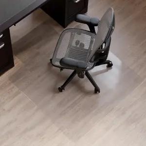 RealspaceTM 하드 플로어 의자 매트 와이드 립 45인치 x 53인치 투명 OD76600