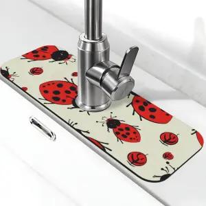 레드 레이디버그 싱크대 스플래시 가드 수도꼭지 매트 15인치 X 5.5 흡수력이 뛰어난 빠른 건조