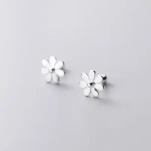 플라워 모티브 서지컬 데이지 피어싱 귓바퀴 포인트 서지컬 미니