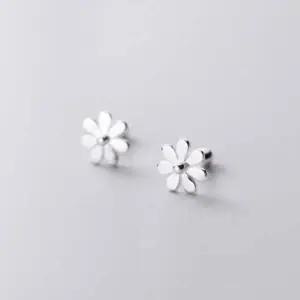 플라워 모티브 서지컬 데이지 피어싱 귓바퀴 포인트 서지컬 미니