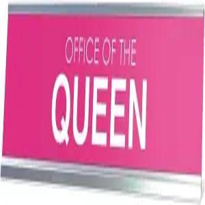 표지판 바이리타 핑크 여왕의 사무실 책상 2 x 8 - 은색 프레임이 있는 분홍색 명판 재미있는 장식