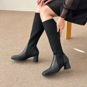 [옷자락]여성 가을겨울 필수템 슬림핏 니트 스판 롱부츠