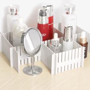 4PCS 조정 가능한 서랍 서랍 속옷 파티션 주최자 메이크업 양말 분배기 내구성