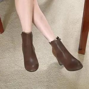 [옷자락]여성 인조가죽 스웨이드 조합 블록힐 앵클부츠