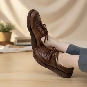 여성 클래식 데일리 통굽 로퍼