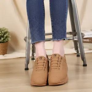 여성 사계절용 심플 편한 워크화 데일리운동화