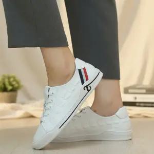 여성용 데일리 엠보 가죽 캐주얼 로우탑 스니커즈