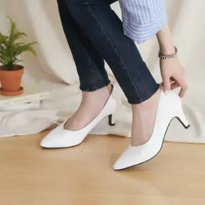 여성용 뾰족코 미들굽 키튼힐 데일리 오피스 펌프스