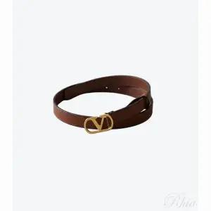 발렌티노 V 로고 시그니처 벨트 7W0T0SM7 IYR WU2 7W2T0SM7