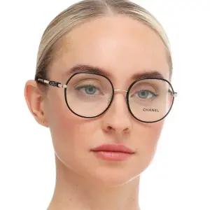 안경테 CH2213 C134 명품 블랙 윈저림 라운드 로고 장식 럭셔리 패션