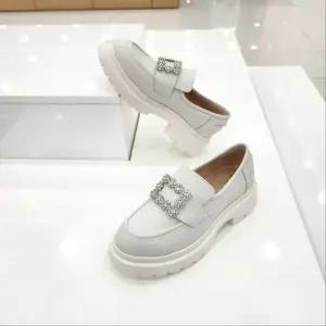 [탠디]by미셸 x25006 소가죽 소재 4cm굽 여성 앞 장식 로퍼 cc6_CC