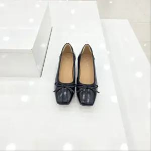 [탠디]by미셸 x26013 소가죽 소재 4cm굽 앞 장식 여성 펌프스 구두 cc6_CC