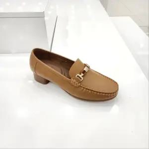 [탠디]by미셸 x23214 소가죽소재 4cm굽 앞 장식 여성 컴포트 로퍼 cc2_CC