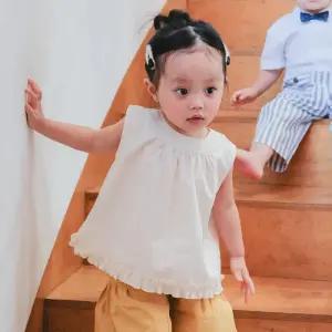 [달퐁]큐비앤맘 프릴단 나시 블라우스 프릴 여름 아기외출복