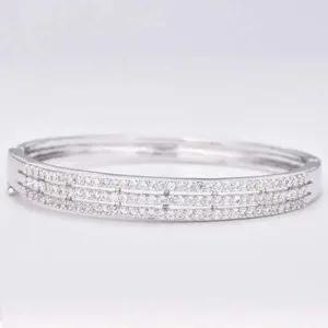 여성스러운 3라인 큐빅 뱅글 팔찌