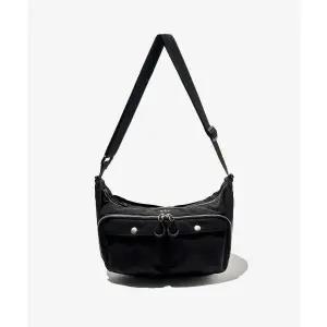 매장정품 ECORR AERIK 하프문 크로스백