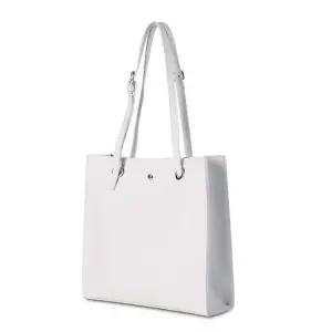 [라일리] Rly 패션 여자 20대 쇼퍼백 유행 손가방 아이보리