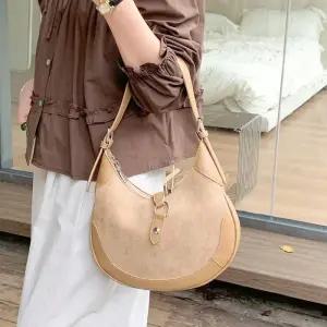 [라일리] Rly 직장인백팩 여성숄더백 비지 여자가방 미니 패션