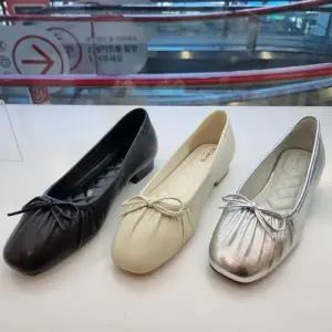 엘칸토 HC09 여성 리본 플랫 슈즈 (블랙/아이보리/실버) LCWD73U613-4