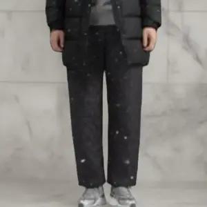 [옷자락]남녀 공용 겨울철 따뜻한 보온성 기모 패딩 일자 바지