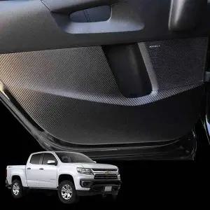 콜로라도 B7A7K7K6 도어커버 블랙 카본 스크래치몰딩