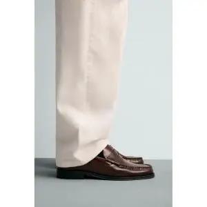 ZARA 페니 레더 로퍼 - 버건디 레드