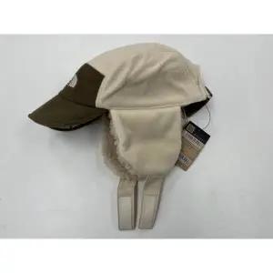 MUST IT_ 팔찌 8W2J0F84 MET CS4 가라바니 V로고 크리스탈 메탈 여성팔찌