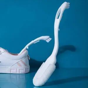 ( )부드러운 슈즈 브러쉬 핸들 롱 청소솔 화장실 원터치 올인원 세제 일체형 세탁솔 세척솔