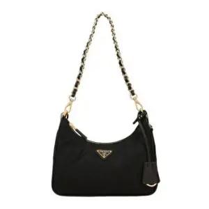 MUST IT_PRADA 26SS 1BC204 2AOS F0002 V QOO 리에디션 1995 체인 퀼팅 리나일론 미니백)