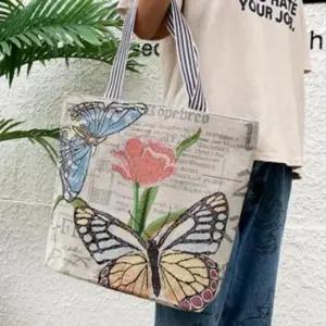 [패션] 숄더 백 가방 대형 에코 경량 나들이 중년 나비