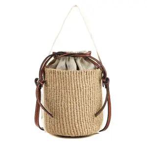 (끌로에) 22SS C22SS381 G55 101 여성 WOODY 숄더백