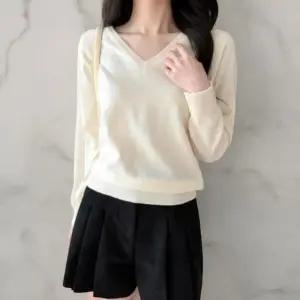 [옷자락]여성 간절기 봄가을 브이넥 기본 니트웨어