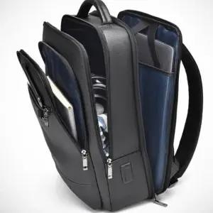 [패션] 다수의 포켓으로 수납이 편리한 버클 사이드 손잡이 백팩 여행 출장 학생 비지니스 가방