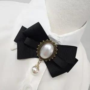 [패션] 여성 리본 진주 큐빅 뱃지 넥타이 브로치 옷핀