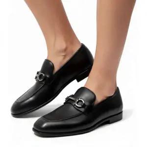 페라가모 26SS 간치니 페니 로퍼 (021669 762636)