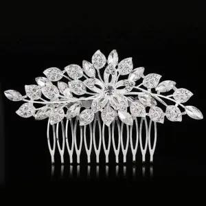 웨딩장식 머리띠 화이트 꽃잎 빗 플러그형