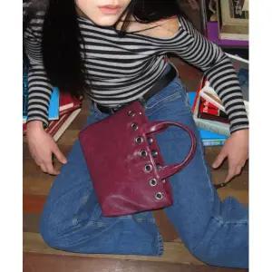 FILLINTHEBLANK Sunday Tote Bag (eyelet wide)(plum)