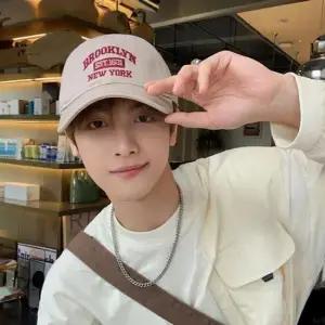 [패션] 남녀공용 6컬러 캐주얼 레터링 자수 볼캡