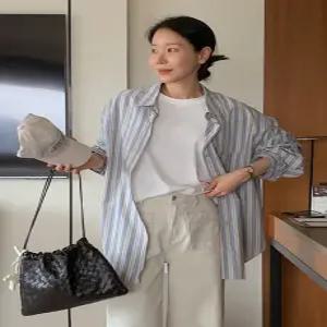 클래시크 포켓 스트라이프 셔츠 (one color)