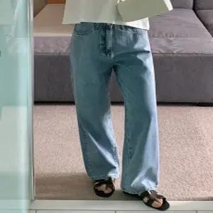 18347 연청 스톤워싱 일자핏 데님 (one color) 히든밴딩