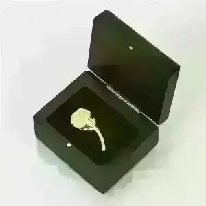 부모님 어버이날 순금카네이션 배지 3.75g