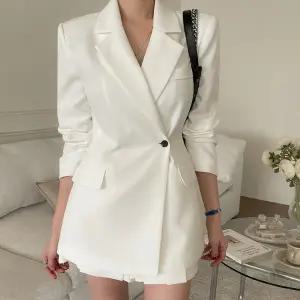 [다바걸][D&B made] 로모도투버튼자켓